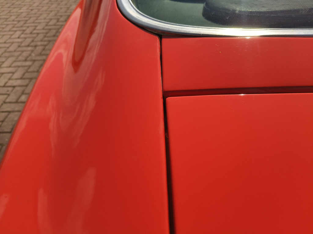 52408721-20.jpg