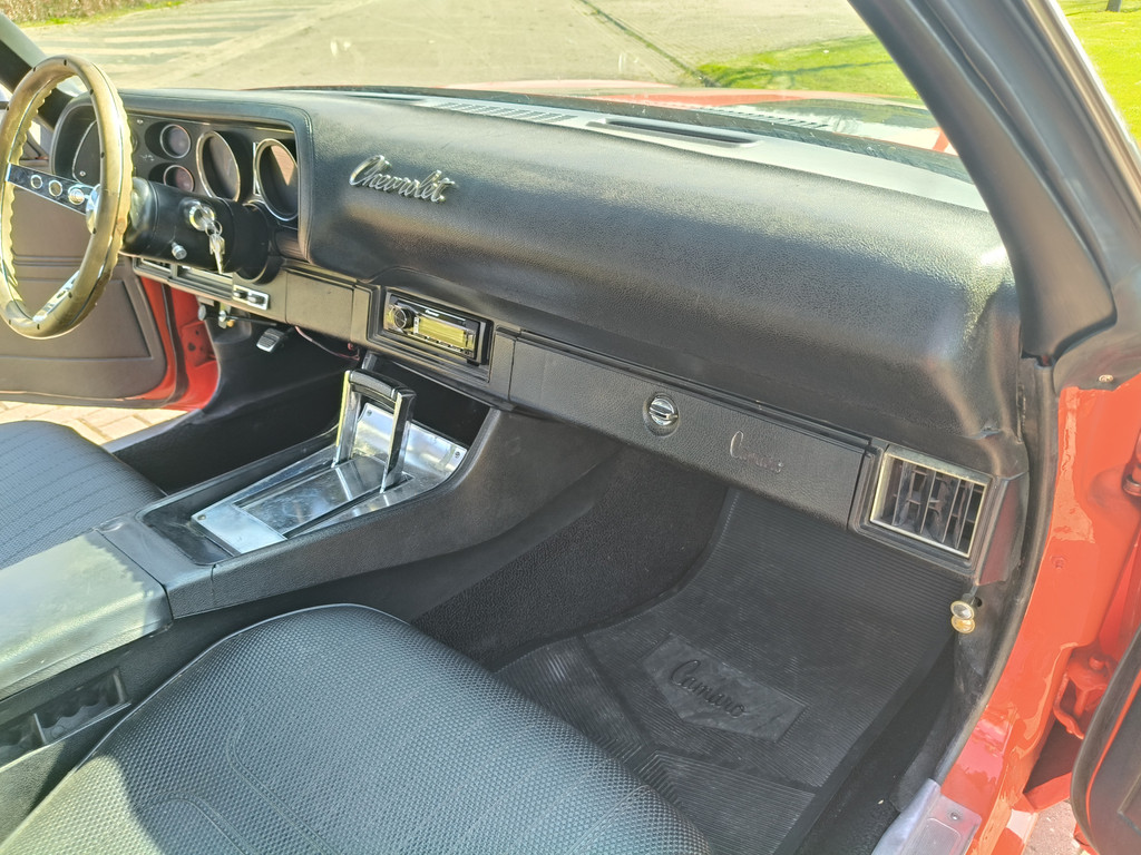 52408721-46.jpg