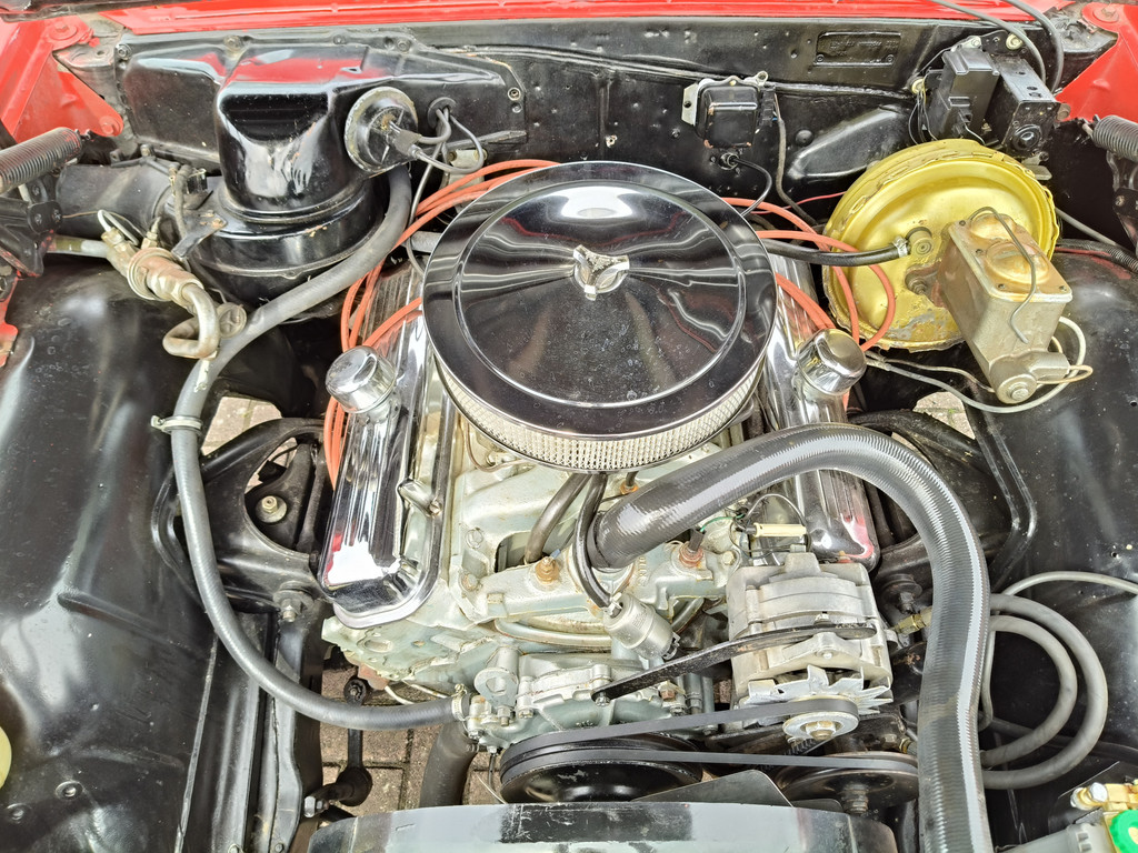 52757100-100.jpg