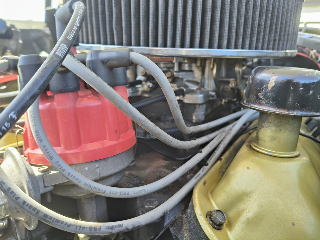 54418122-54.jpg