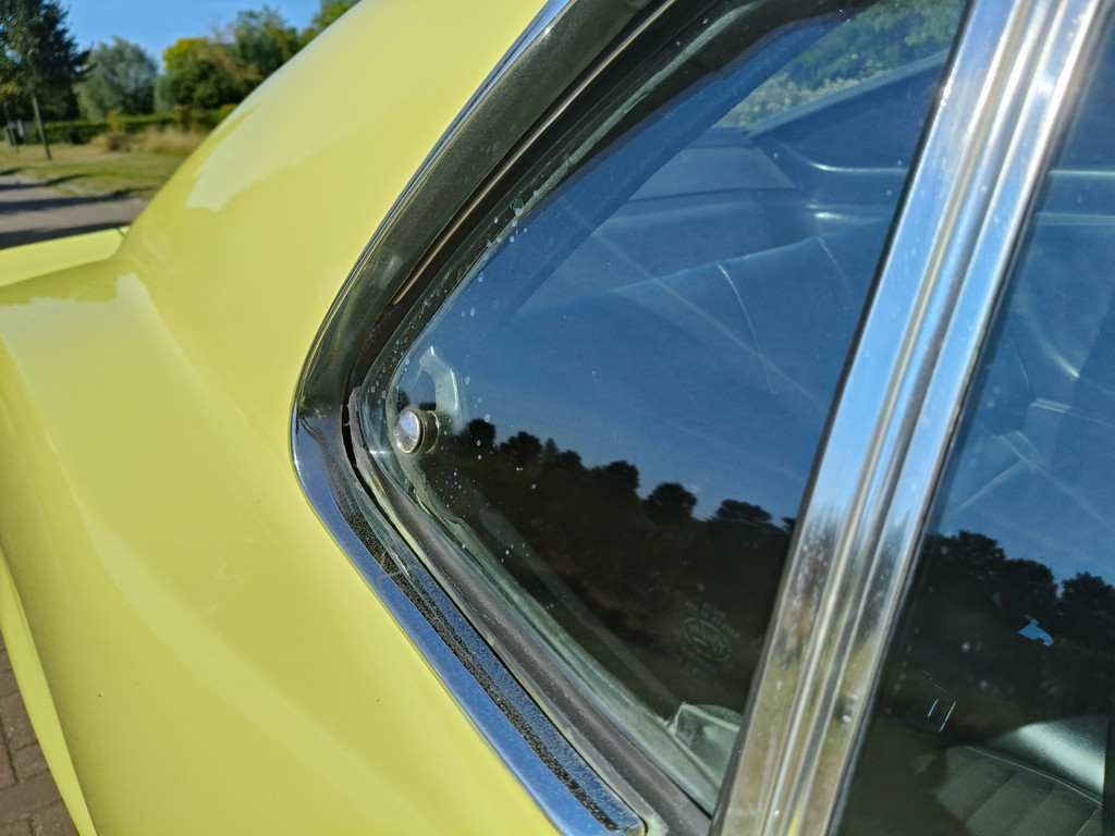 55905389-26.jpg