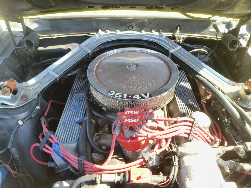 55905389-45.jpg