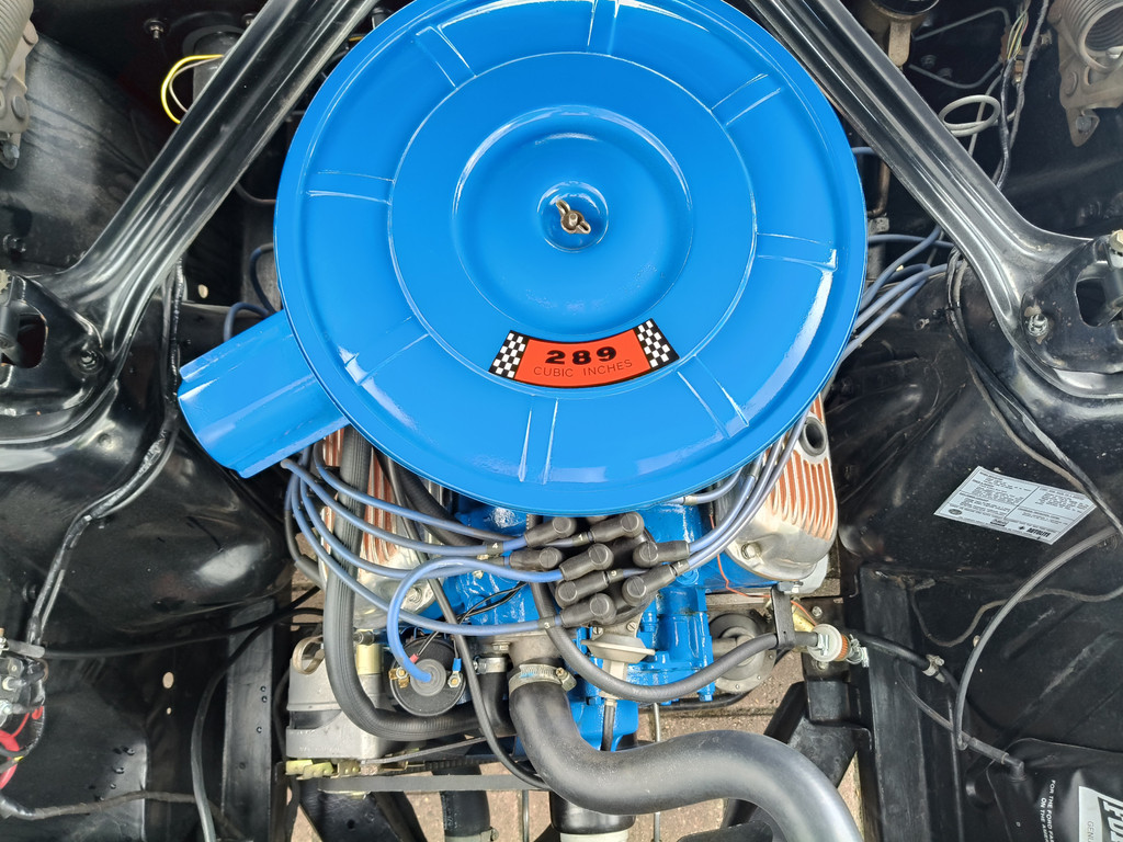 56422287-60.jpg